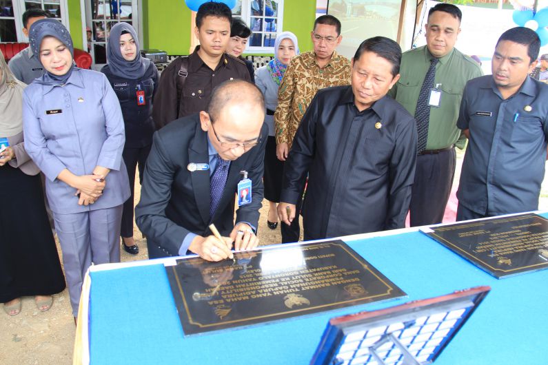 BS Resmikan 2 Gapura Adipura Kabupaten Gorontalo