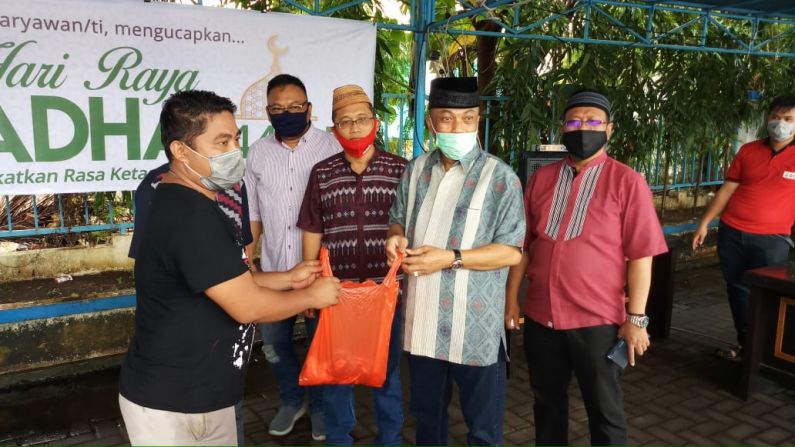 BSG Serahkan 24 Sapi Qurban