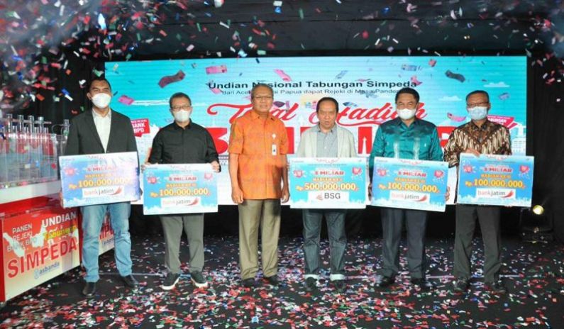 Nasabah BSG raih Hadiah Utama Undian Nasional Tabungan SIMPEDA sebesar Rp500juta