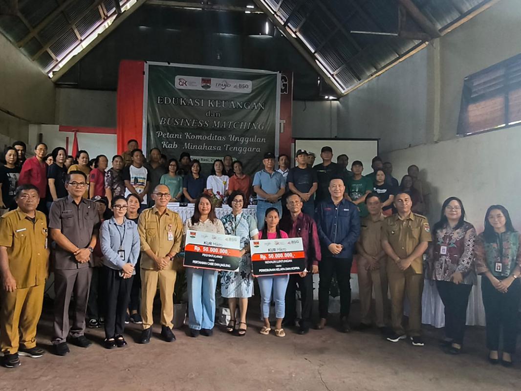 OJK bersama BSG beri Literasi Keuangan di Desa Rasi Mitra