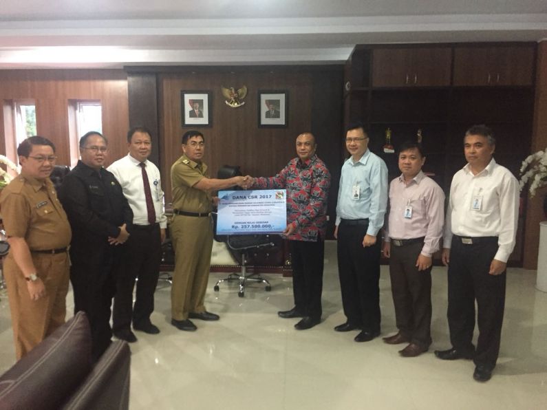 Pemkab Minahasa Terima CSR 2017 sebesar 257,5 juta rupiah