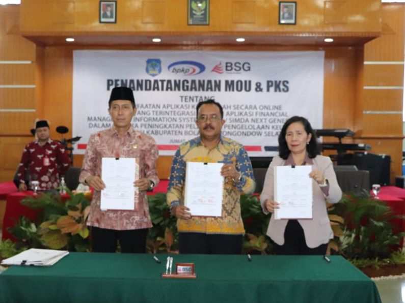 Penandatangan MOU & PKS Kasda Online Pemkab Bolsel