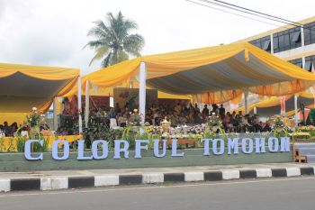 Tomohon International Flower Festival 2014